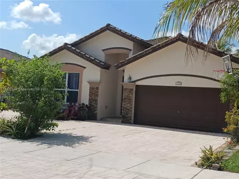 15580 SW 182nd Ln, Miami, FL 33187