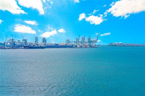520 Brickell Key Dr #A904, Miami, FL 33131