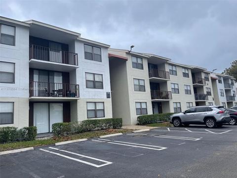 728 Executive Center Dr #28, West Palm Beach, FL 33401