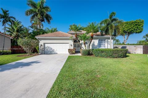 770 SE 28th Ln, Homestead, FL 33033