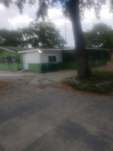 3379 NW 51st Ter, Miami, FL 33142