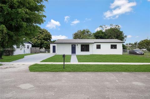 10743 SW 144th St, Miami, FL 33176