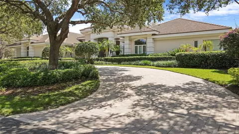 17925 SE Village Cir, Jupiter, FL 33469