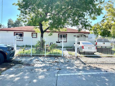 8036 NW 11th Ave, Miami, FL 33150