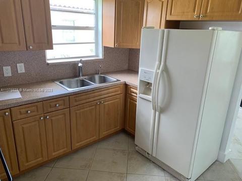 972 E 31st St, Hialeah, FL 33013 photo 4