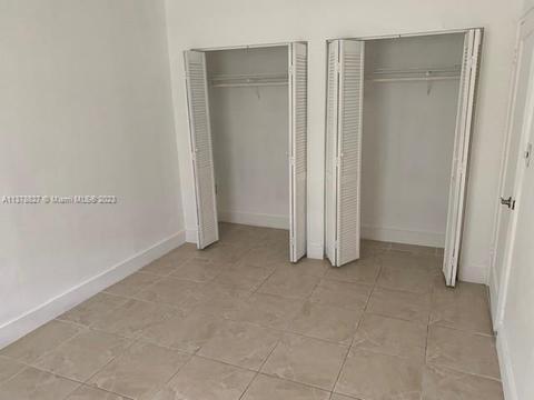 972 E 31st St, Hialeah, FL 33013 photo 12