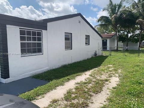 972 E 31st St, Hialeah, FL 33013 photo 2
