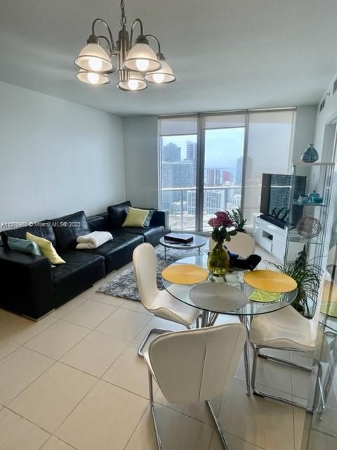 185 SW 7th St #3702, Miami, FL 33130