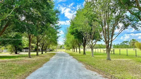 255 NE 342nd Trl, Okeechobee, FL 34972 photo 2