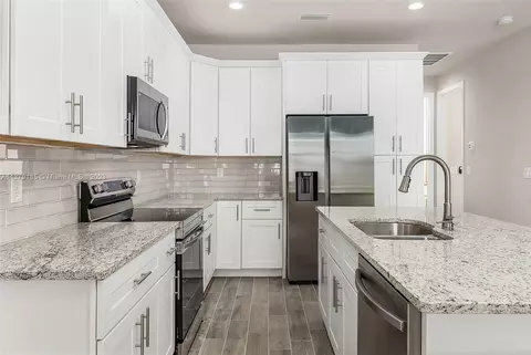 314 Kansas, Labelle, FL 33935 photo 13