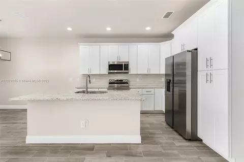 314 Kansas, Labelle, FL 33935 photo 11