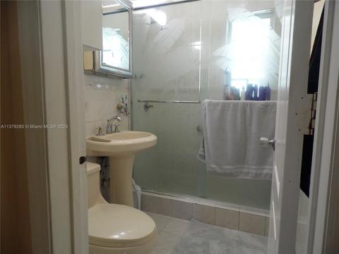 311 E 57th St, Hialeah, FL 33013 photo 18