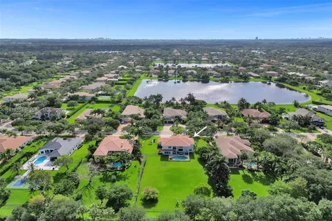 3409 Bradenham Ln, Davie, FL 33328