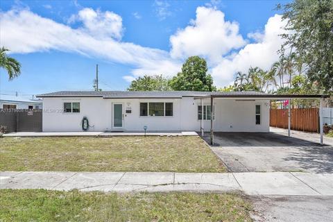 1100 W 71st St, Hialeah, FL 33014