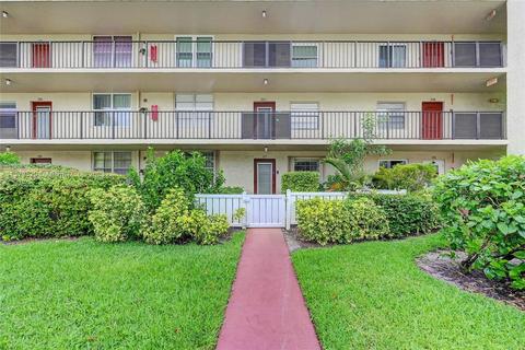 27 Abbey Ln #107, Delray Beach, FL 33446