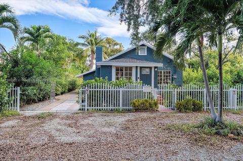 417 NW 46th St, Miami, FL 33127