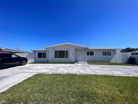11951 SW 177th Ter, Miami, FL 33177