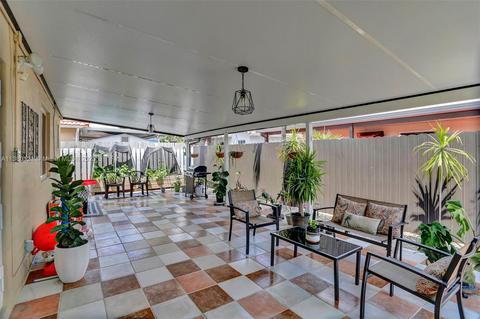 6983 W 26th Ave, Hialeah, FL 33016 photo 29