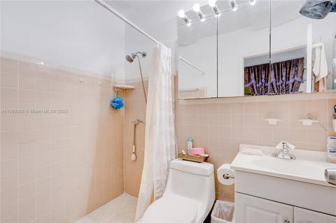 825 E 5th St, Hialeah, FL 33010 photo 13