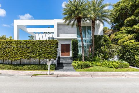 380 Woodcrest Rd, Key Biscayne, FL 33149