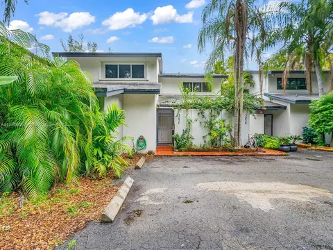 3054 Shipping Ave #1, Miami, FL 33133