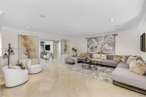 111 Shore Dr W, Coconut Grove, FL 33133