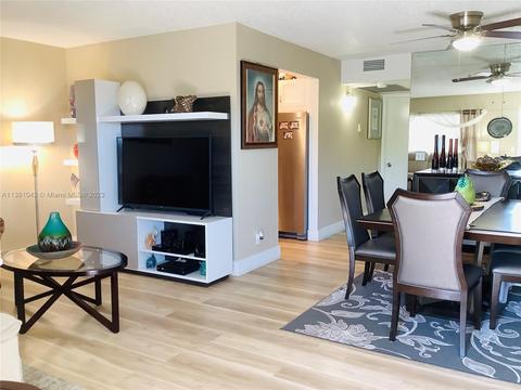 1301 SW 134th Way #403B, Pembroke Pines, FL 33027