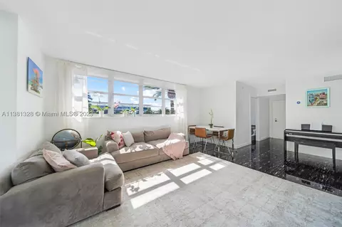 800 West Ave #201, Miami Beach, FL 33139