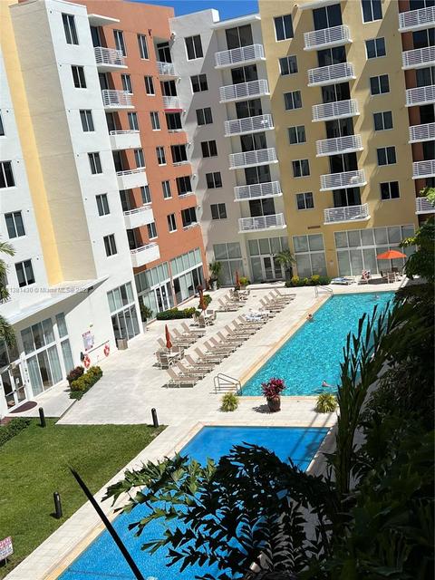 2775 NE 187th St #304, Aventura, FL 33180