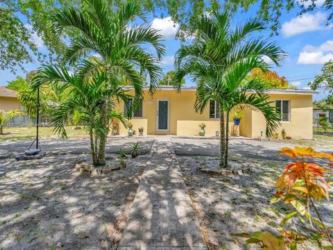 12510 NW 13th Ave, North Miami, FL 33167
