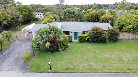 16420 SW 292nd St, Homestead, FL 33033