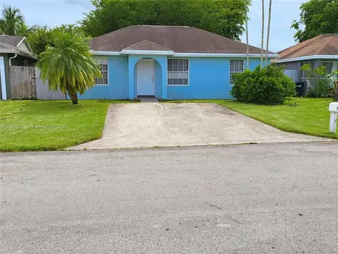 753 SW 8th Ter, Florida City, FL 33034