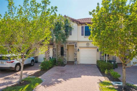 6947 Halton Park Ln, Coconut Creek, FL 33073