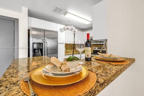 185 14 Th Ter #1908, Miami, FL 33131 photo 10