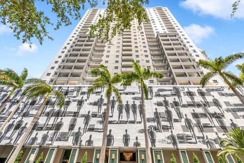 185 14 Th Ter #1908, Miami, FL 33131 photo 3
