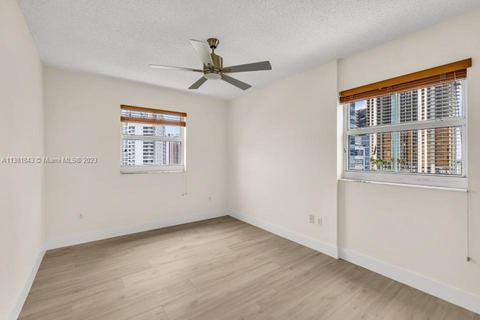 185 14 Th Ter #1908, Miami, FL 33131 photo 20