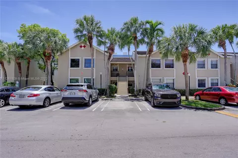 9633 Riverside Dr #E5, Coral Springs, FL 33071