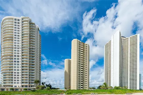 2800 N Ocean Dr #A-4B, Riviera Beach, FL 33404