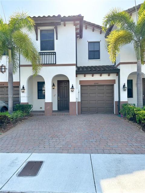 8844 NW 102nd Ct #8844, Doral, FL 33178