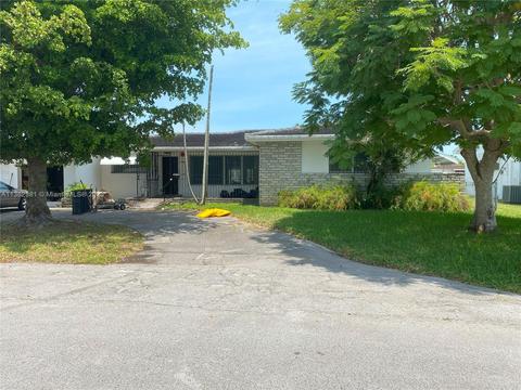 5865 SW Twin Lake Dr, South Miami, FL 33143