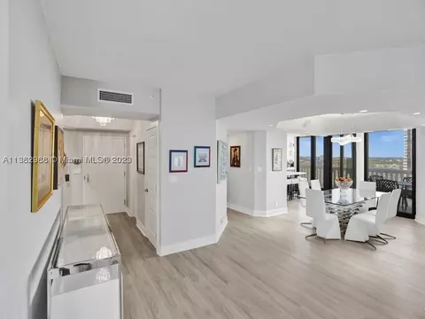 3000 Island Blvd #2403, Aventura, FL 33160