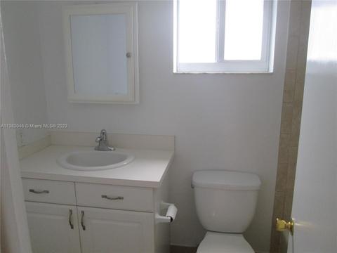 2753 NE 28th St #4E, Lighthouse Point, FL 33064 photo 16