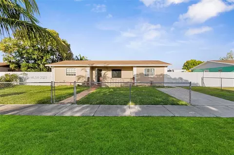 19041 SW 121st Ave, Miami, FL 33177