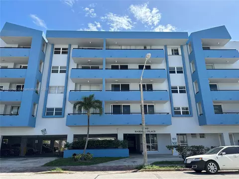 7440 Harding Ave #303, Miami Beach, FL 33141
