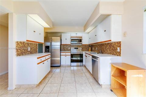 500 SW 130th Ter #112A, Pembroke Pines, FL 33027