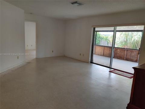 141 Arrowhead Cir, Jupiter, FL 33458 photo 5