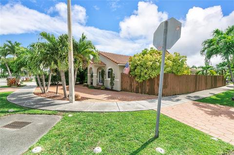 7538 W 35th Ave, Hialeah, FL 33018