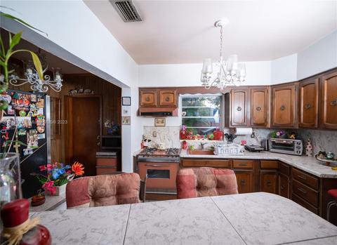 Undisclosed, Hialeah, FL 33012 photo 10