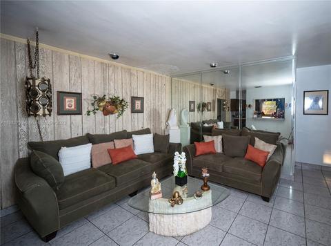 Undisclosed, Hialeah, FL 33012 photo 7