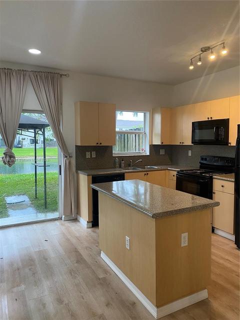 1639 SE 31st Ct #1639, Homestead, FL 33035